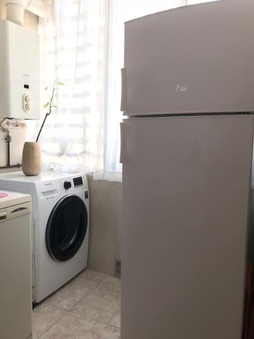 Apartamento Aitana.Esta A 2 Km De La Playa Andando Lägenhet Alicante Exteriör bild