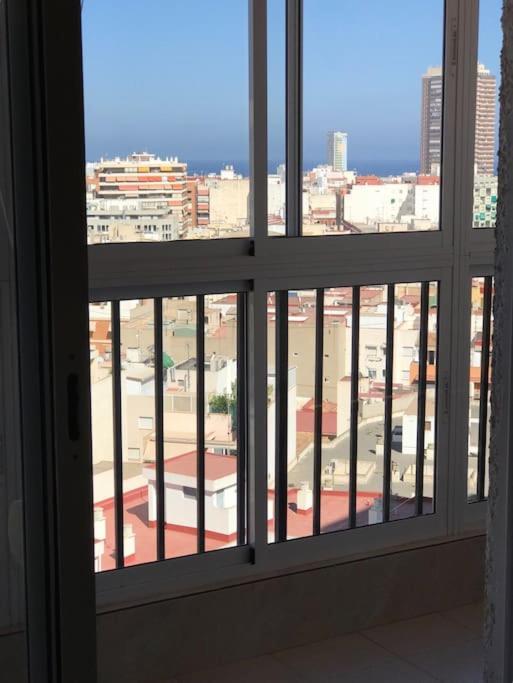 Apartamento Aitana.Esta A 2 Km De La Playa Andando Lägenhet Alicante Exteriör bild